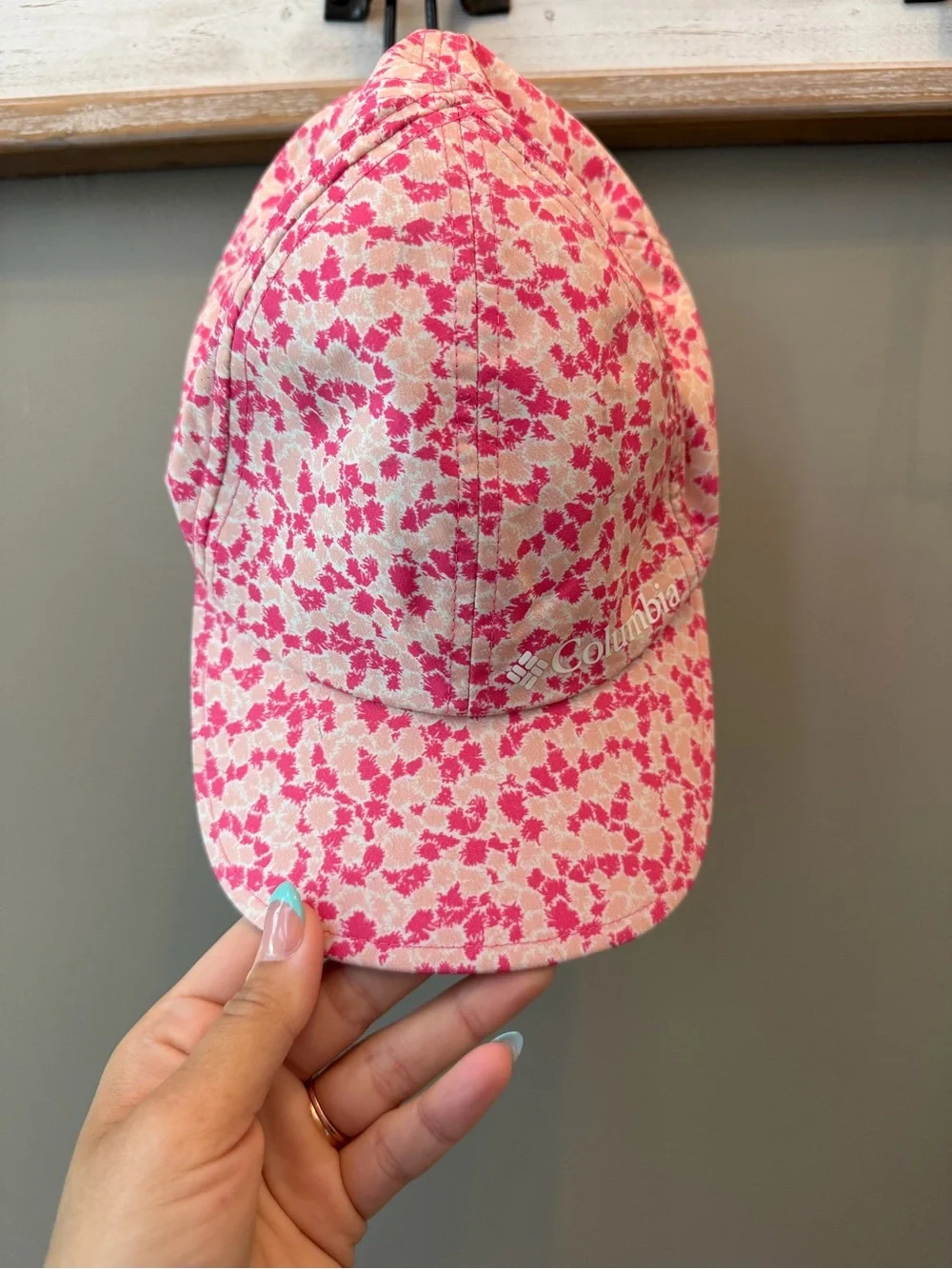 Columbia Pink and Cream Floral-Print Baseball Cap